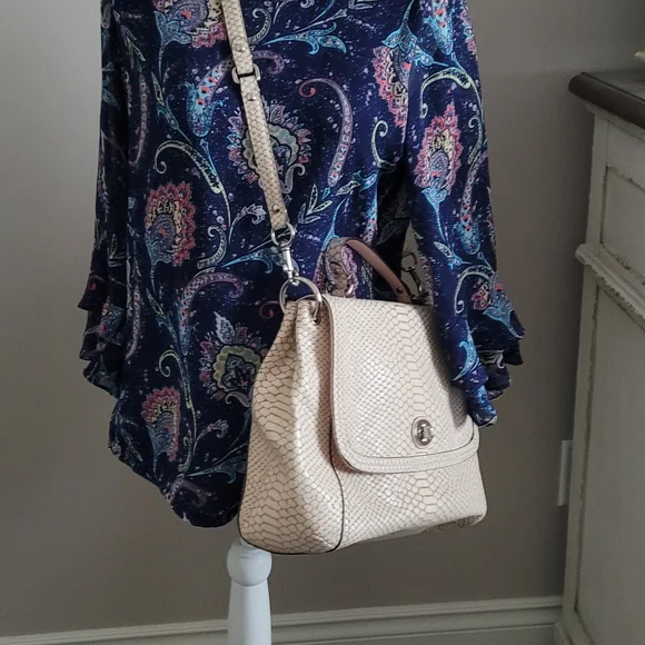 Barely used coach python handbag - Picture 13 of 16